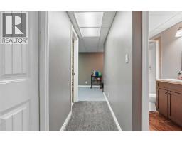 47 N 1 Street E, Magrath, AB T0K1J0 Photo 31