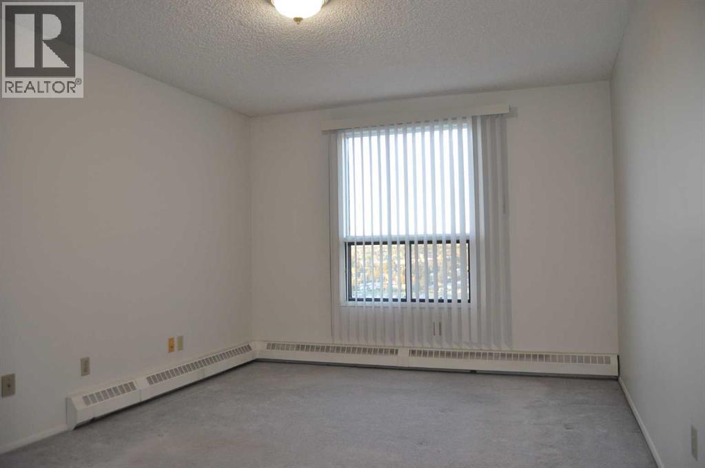 #1704 9800 Horton Road SW - 15