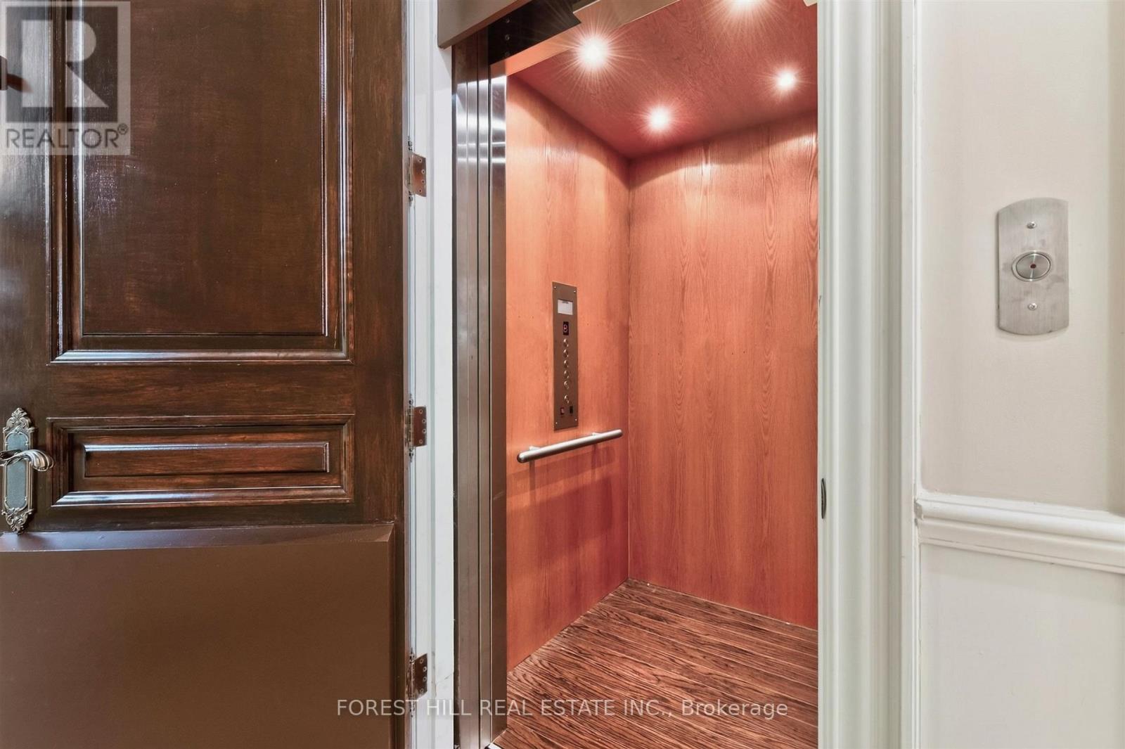 4 Fifeshire Road, Toronto, ON photo 12