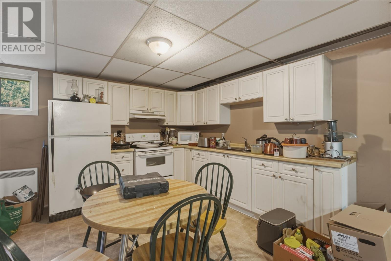 23 James ST - Image 19