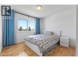 82 Country Hills Gardens Nw, Calgary, AB T3K5K2 Photo 23