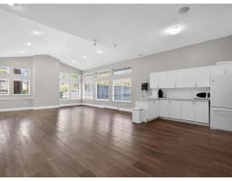 310 9626 148 Street, Surrey, BC V3R0W2 Photo 8