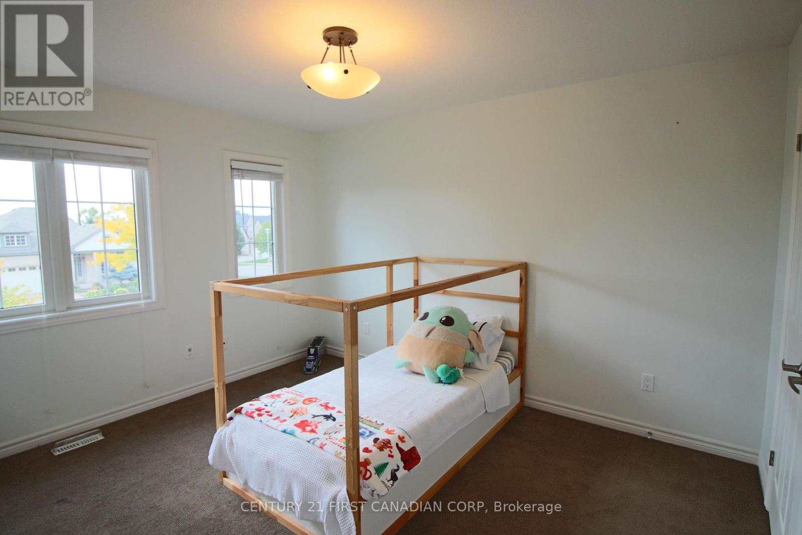 #6 458 BLUE JAY DRIVE - Image 32