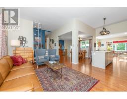 Den - 63 Cherrywood Drive, Ottawa, ON K2H6H1 Photo 6