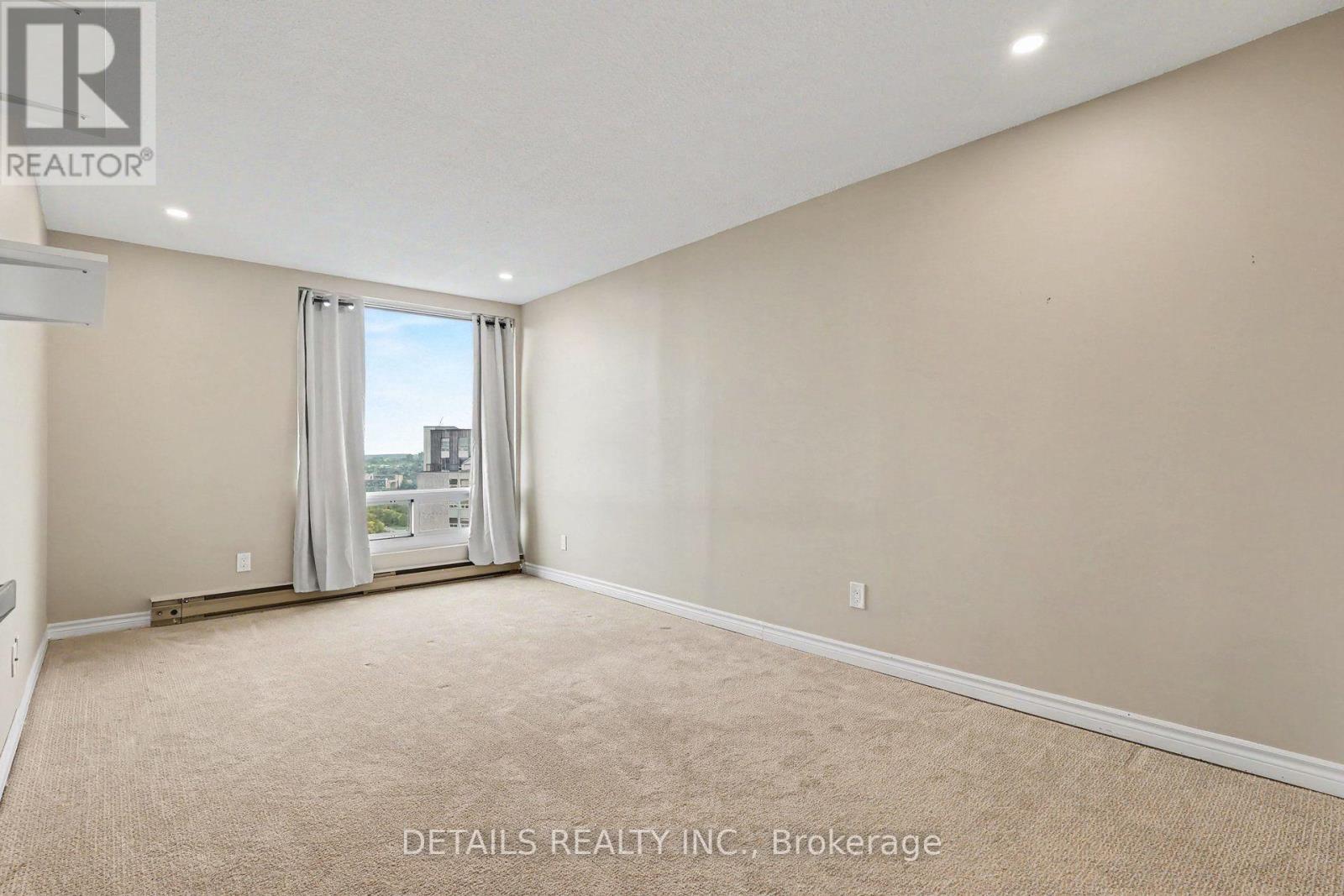 PH-4 900 DYNES ROAD - Image 16