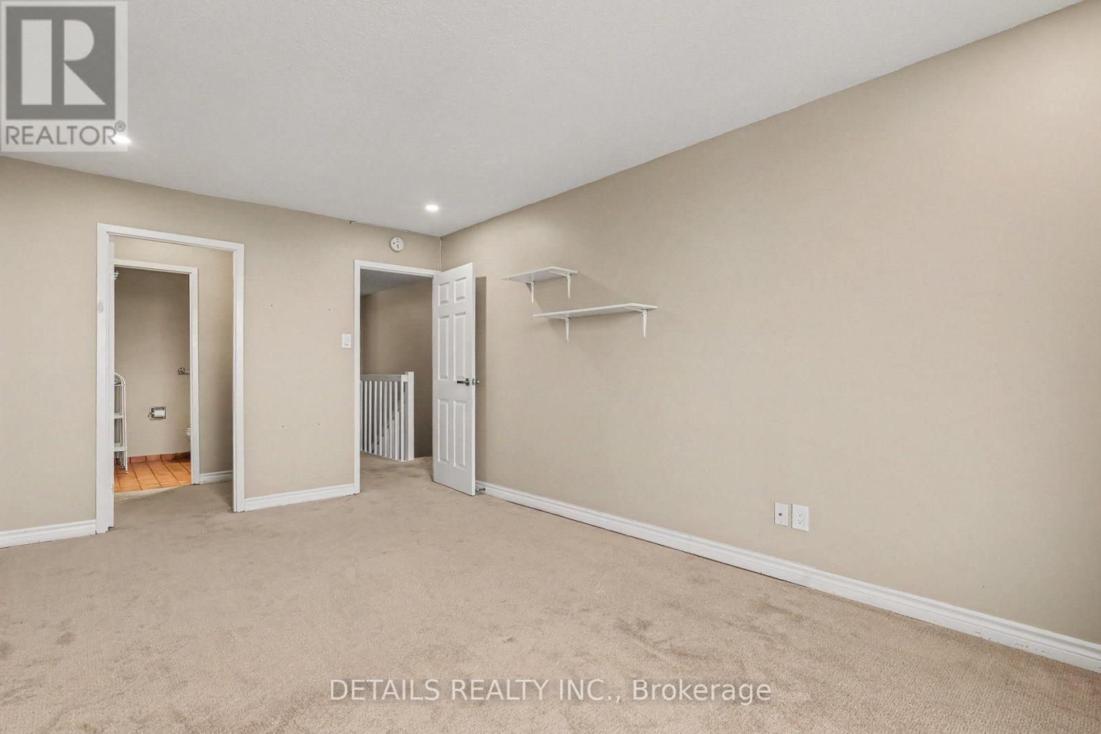 PH-4 900 DYNES ROAD - Image 18