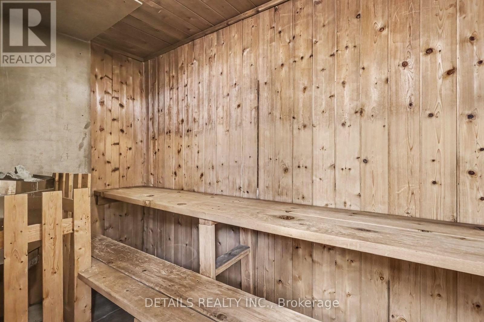 PH-4 900 DYNES ROAD - Image 29