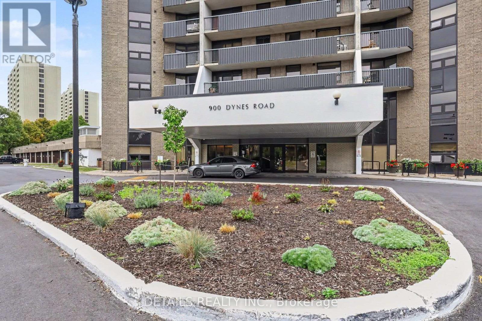 PH-4 900 DYNES ROAD - 31