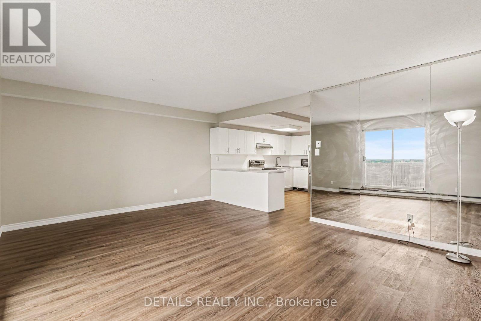 PH-4 900 DYNES ROAD - Image 9