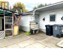 72 Burriss Street Nw, Thunder Bay, ON P7A3E1 Photo 42