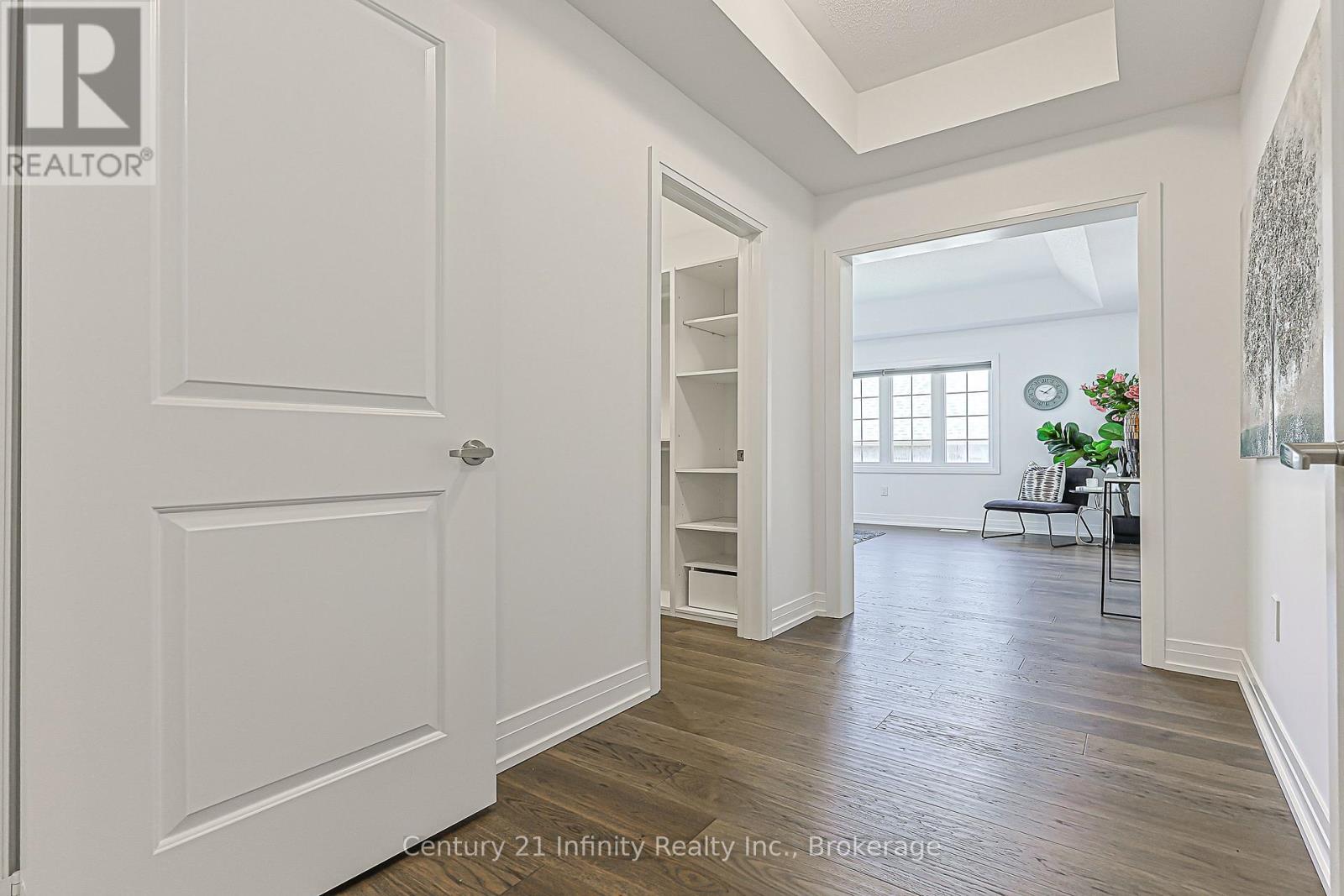 2 GILLIVARY DRIVE - 25