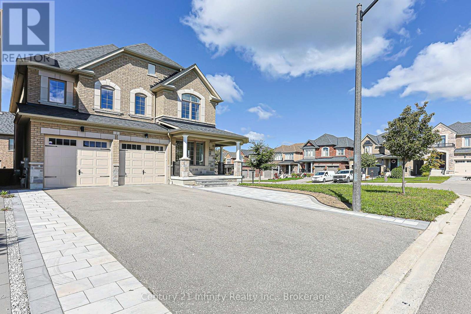 2 GILLIVARY DRIVE - 4