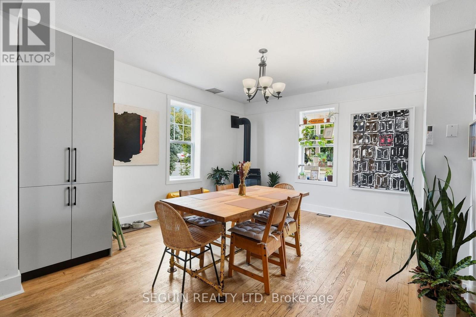 31 JOHN STREET - 11
