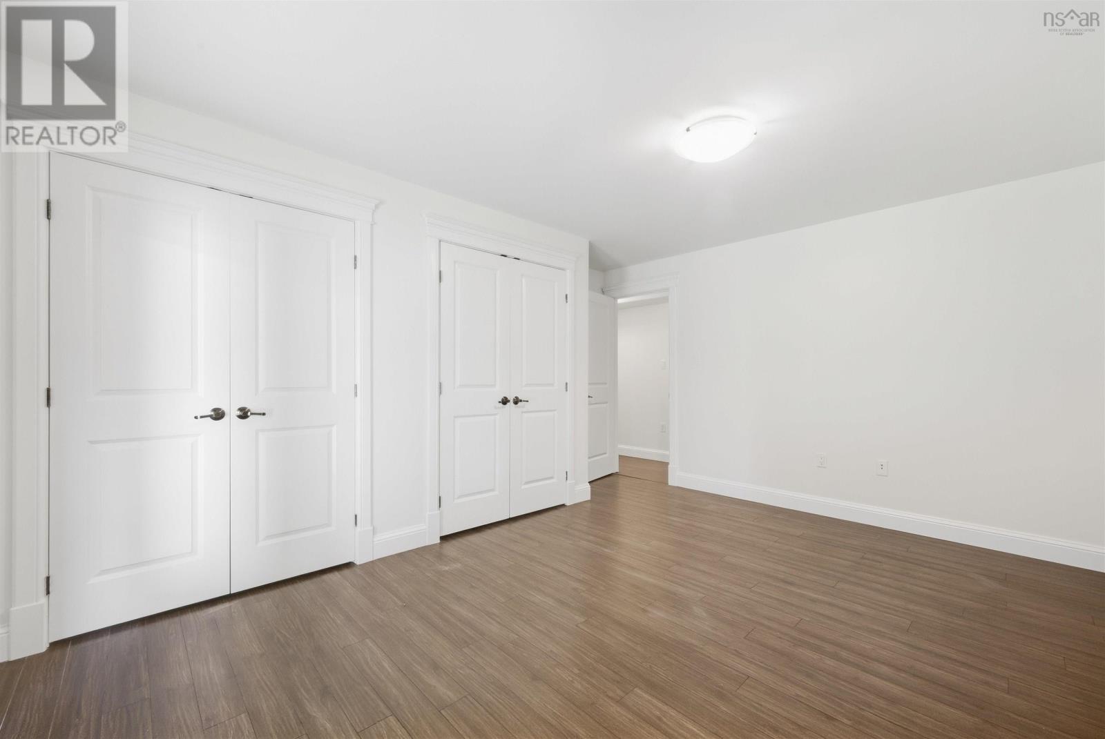 125 Carnoustie Drive - 33