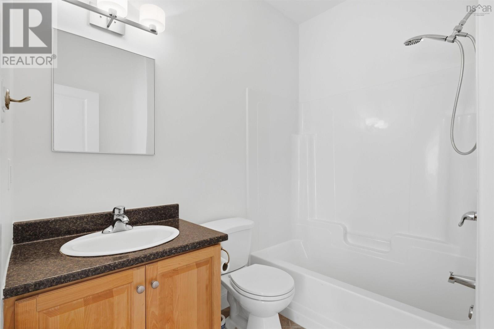 125 Carnoustie Drive - 5