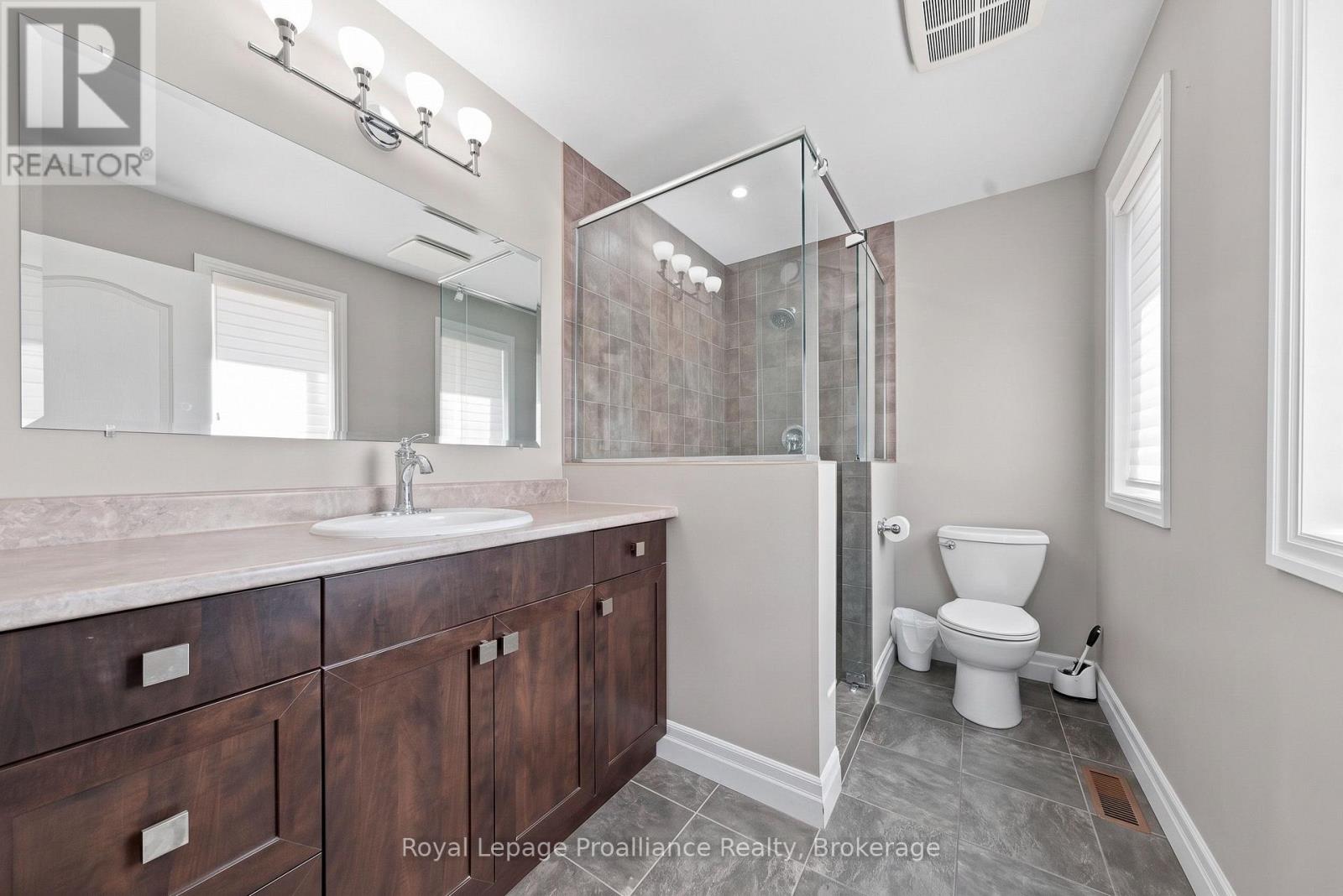 56 CAVENDISH DRIVE - Image 11