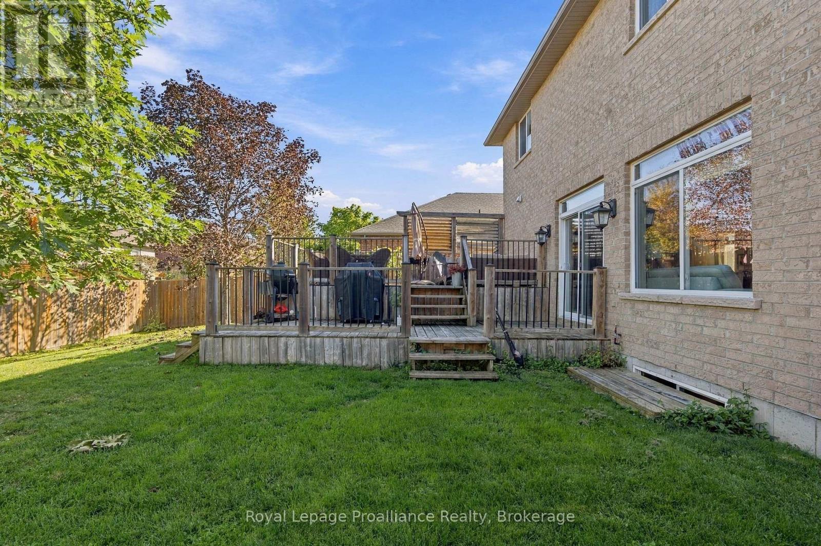 56 CAVENDISH DRIVE - 24