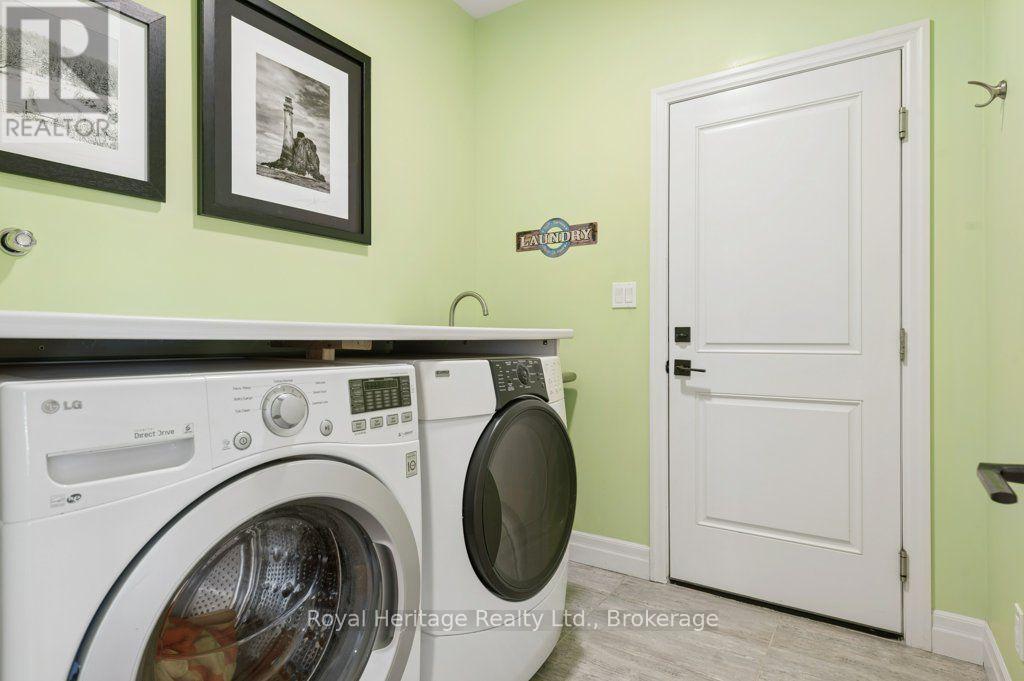 54 Hummingbird Drive, Belleville, ON photo 30