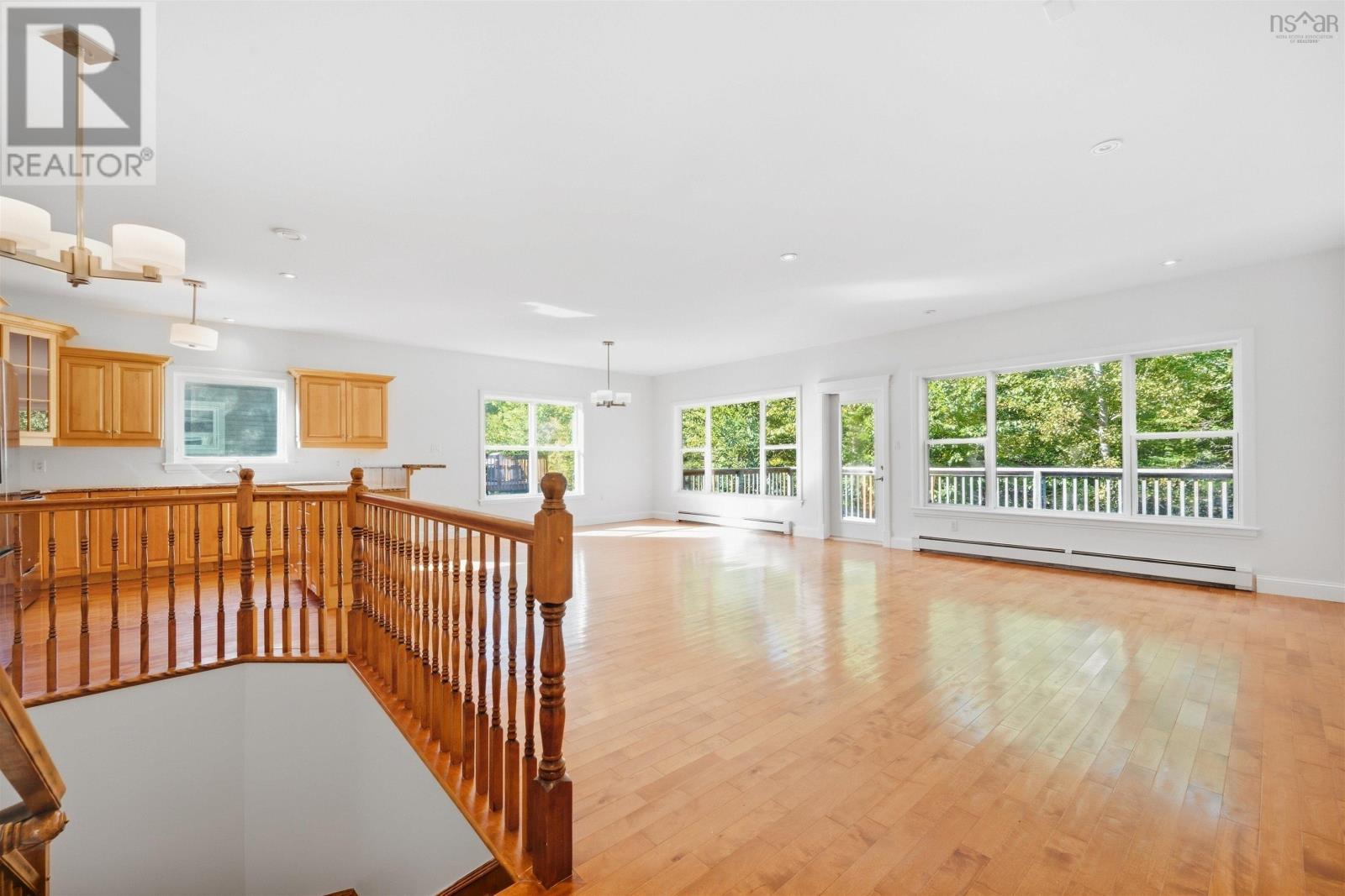 125 Carnoustie Drive - 6