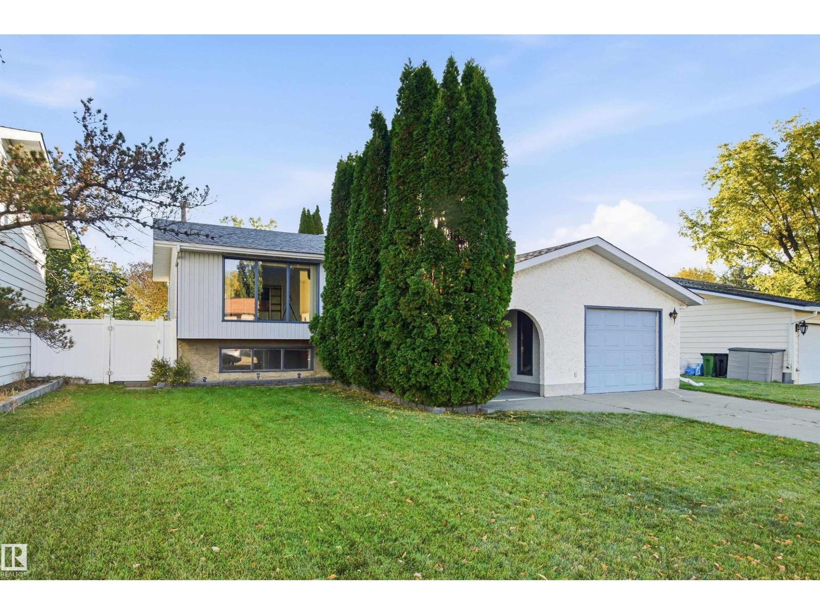 3143 78 ST NW - 1