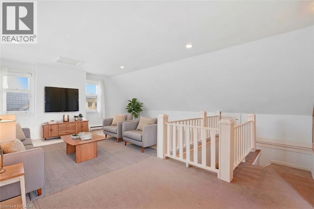 32 WENTWORTH Avenue - Image 26