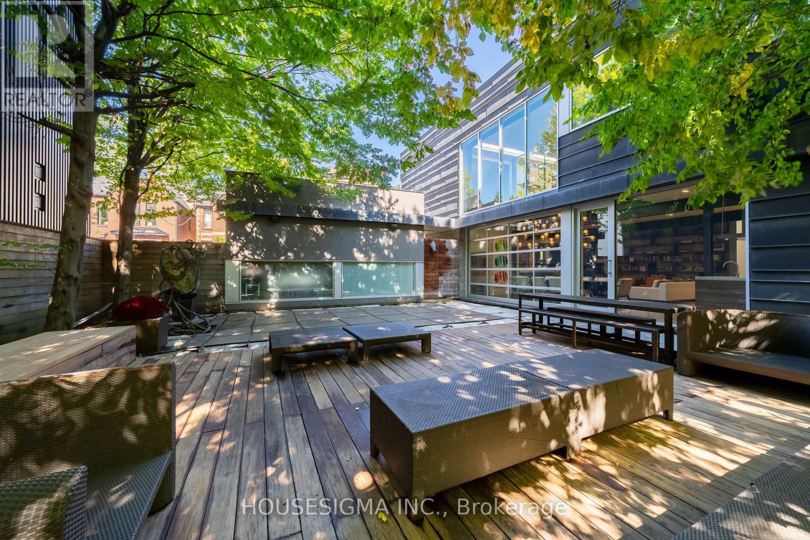 11 Bishop Street — photo 30