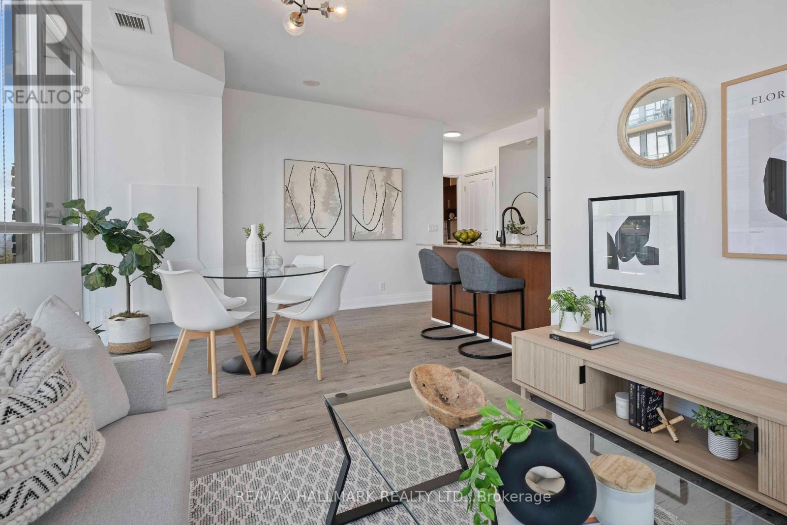 #1404 530 ST CLAIR AVENUE W - Image 17
