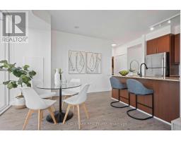 1404 - 530 St Clair Avenue W, Toronto, ON M6C0A2 Photo 20