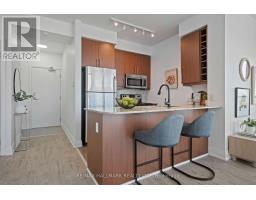 1404 - 530 St Clair Avenue W, Toronto, ON M6C0A2 Photo 21