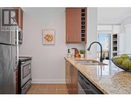 1404 - 530 St Clair Avenue W, Toronto, ON M6C0A2 Photo 23
