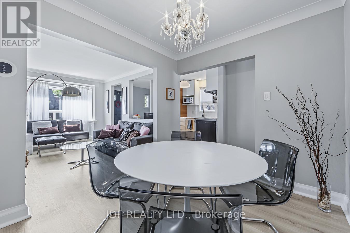 313 VAUGHAN ROAD - 12