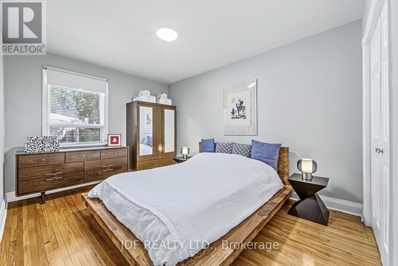 313 VAUGHAN ROAD - 17