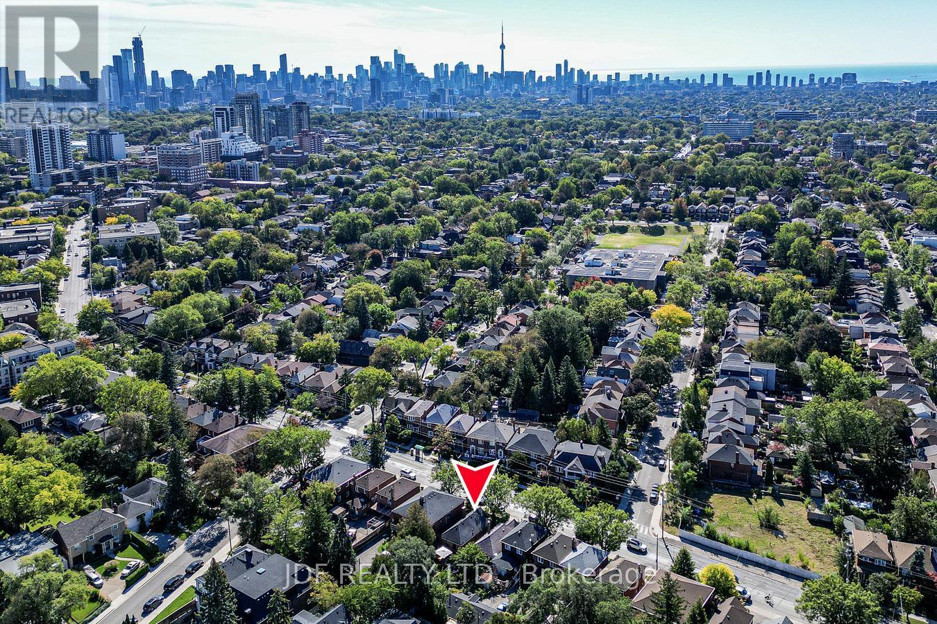 313 VAUGHAN ROAD - 40