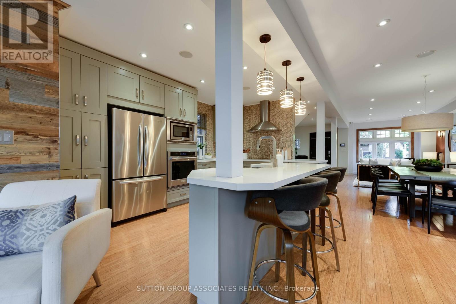 136 ARLINGTON AVENUE - Image 15