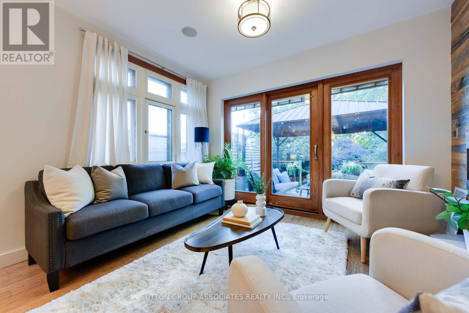136 ARLINGTON AVENUE - 19