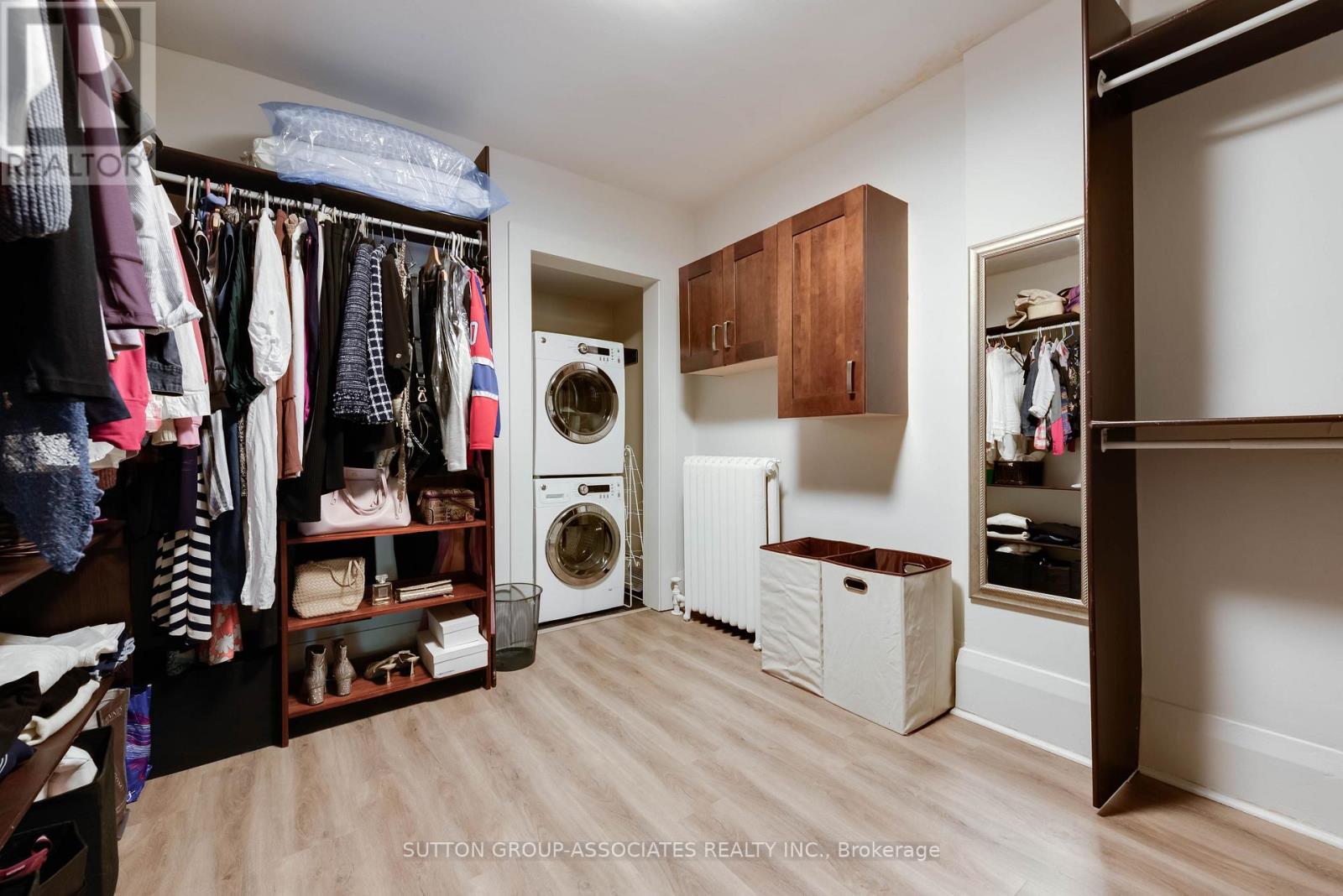 136 ARLINGTON AVENUE - 27