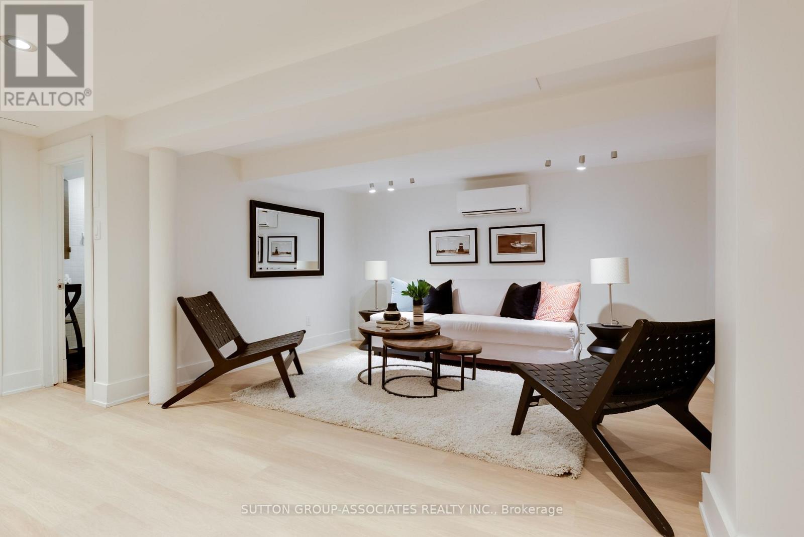 136 ARLINGTON AVENUE - Image 35