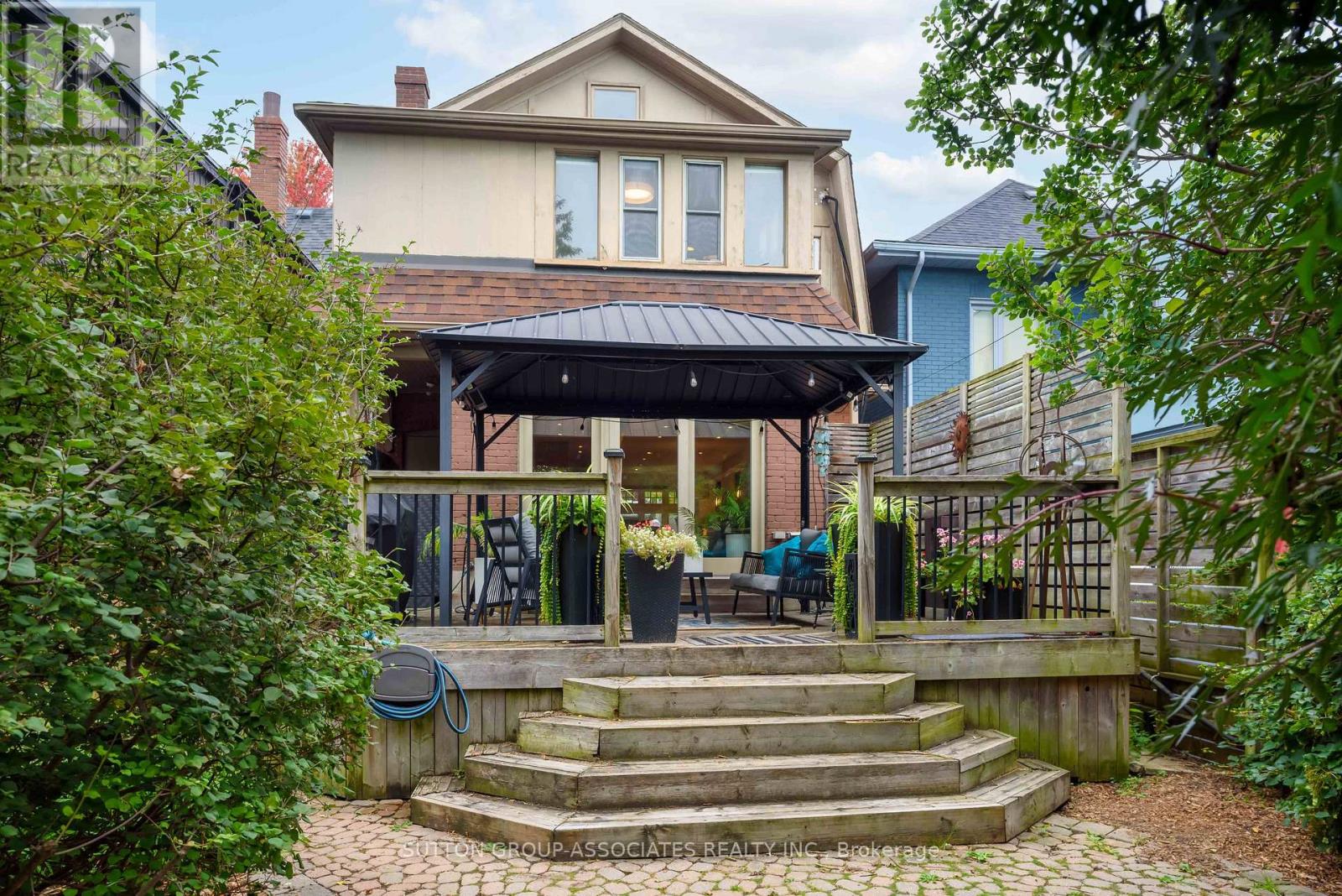 136 ARLINGTON AVENUE - Image 40