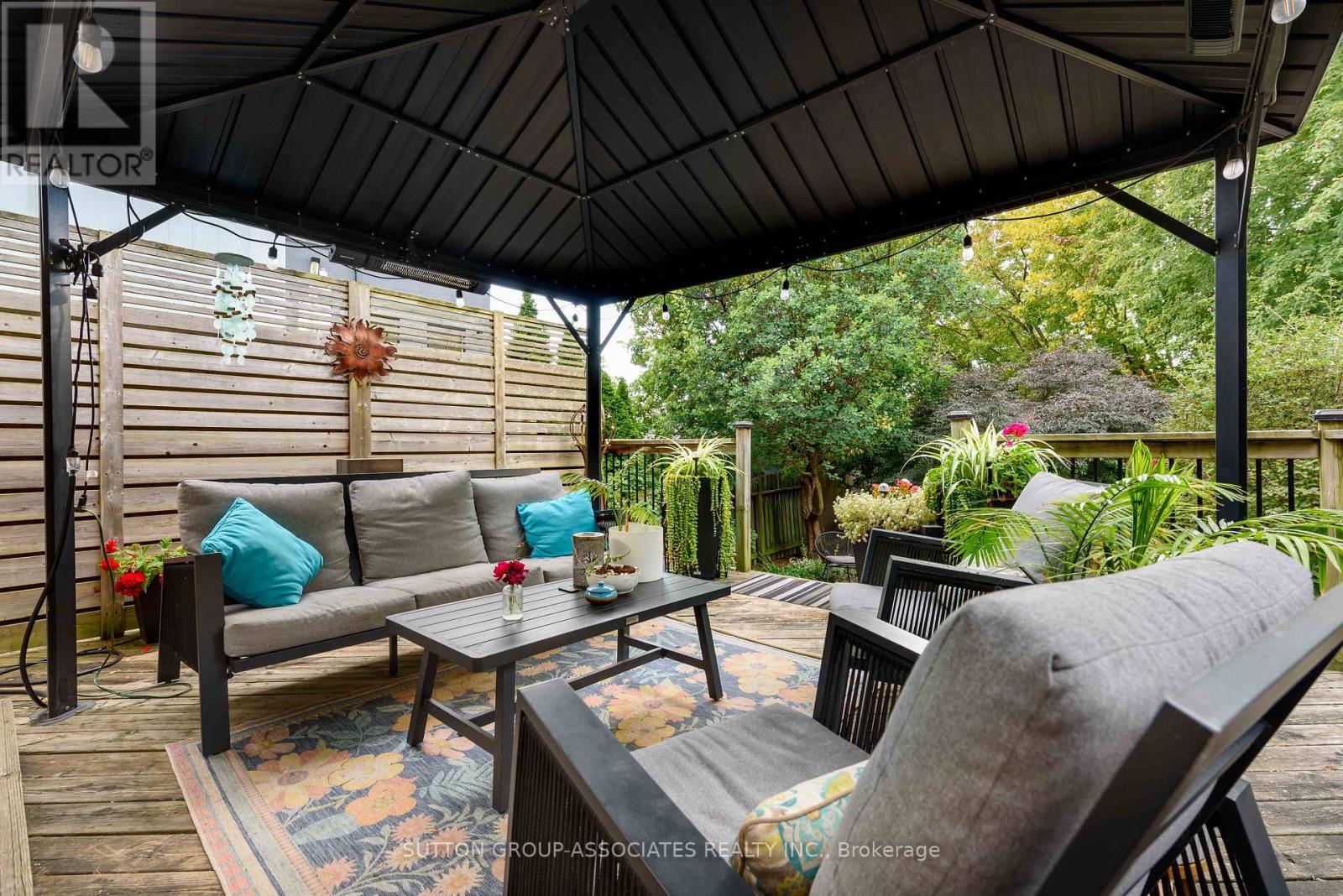 136 ARLINGTON AVENUE - Image 43