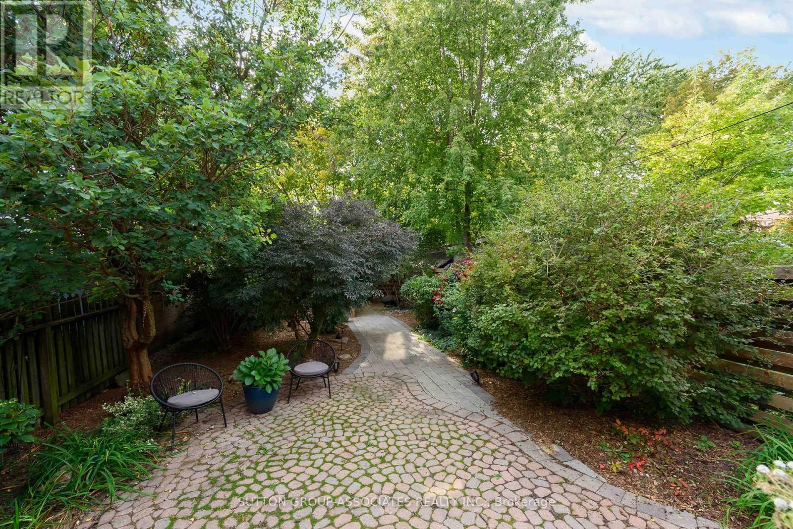 136 ARLINGTON AVENUE - 46
