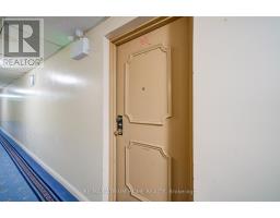 Living room - 804 - 1101 Pharmacy Avenue, Toronto, ON M1R2Y3 Photo 6