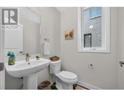 10 Harvey Bunker Crescent, Markham, ON L6C3M7 Photo 25