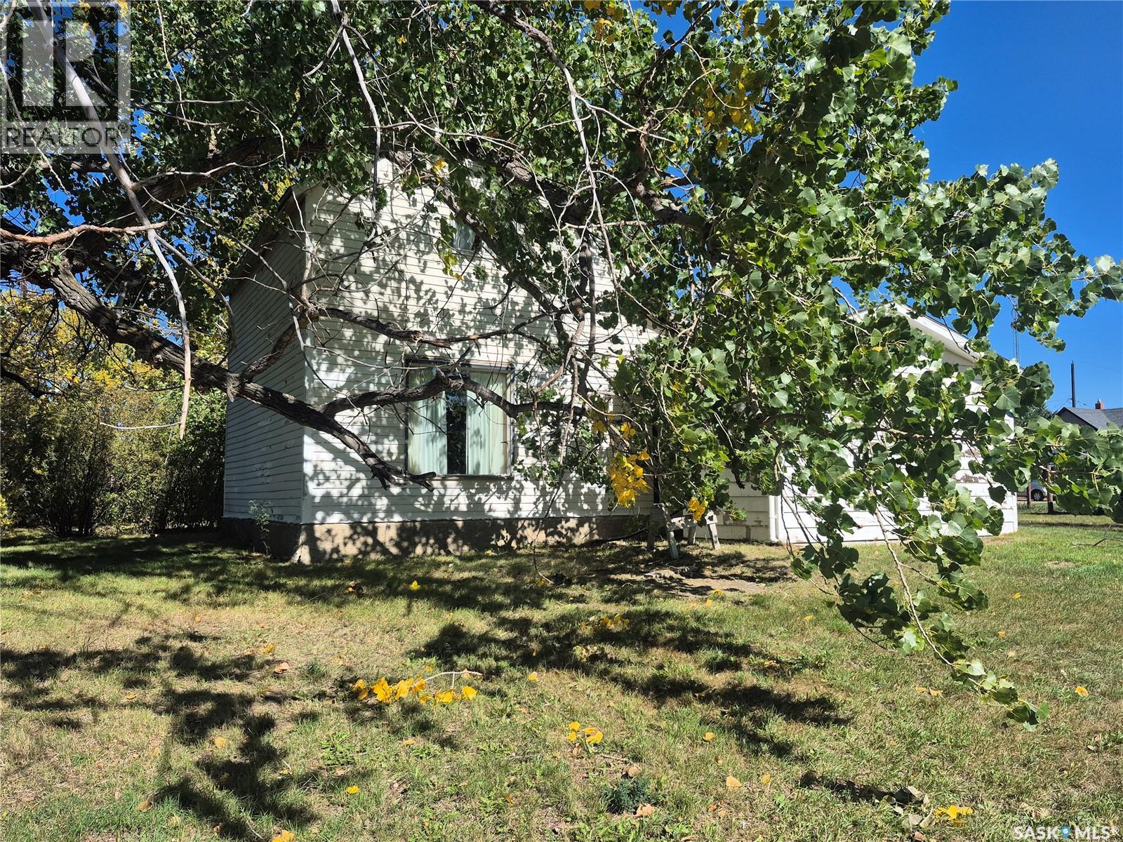 130 Forsyth STREET, Radville — photo 2
