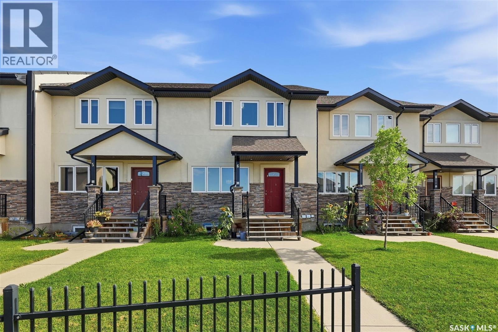 6 1703 Patrick CRESCENT, Saskatoon — photo 2