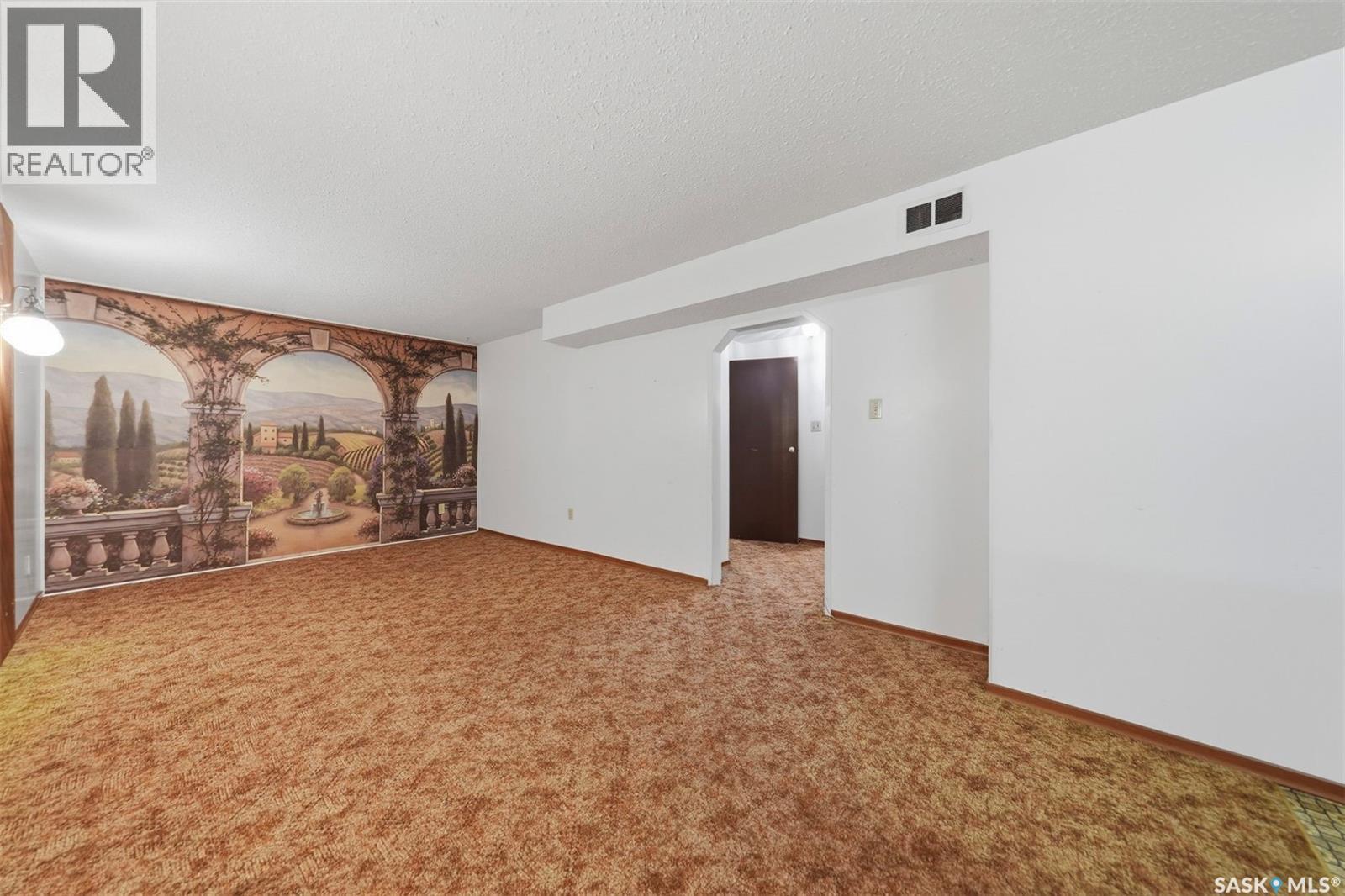 253 Laurentian DRIVE, Saskatoon — photo 24