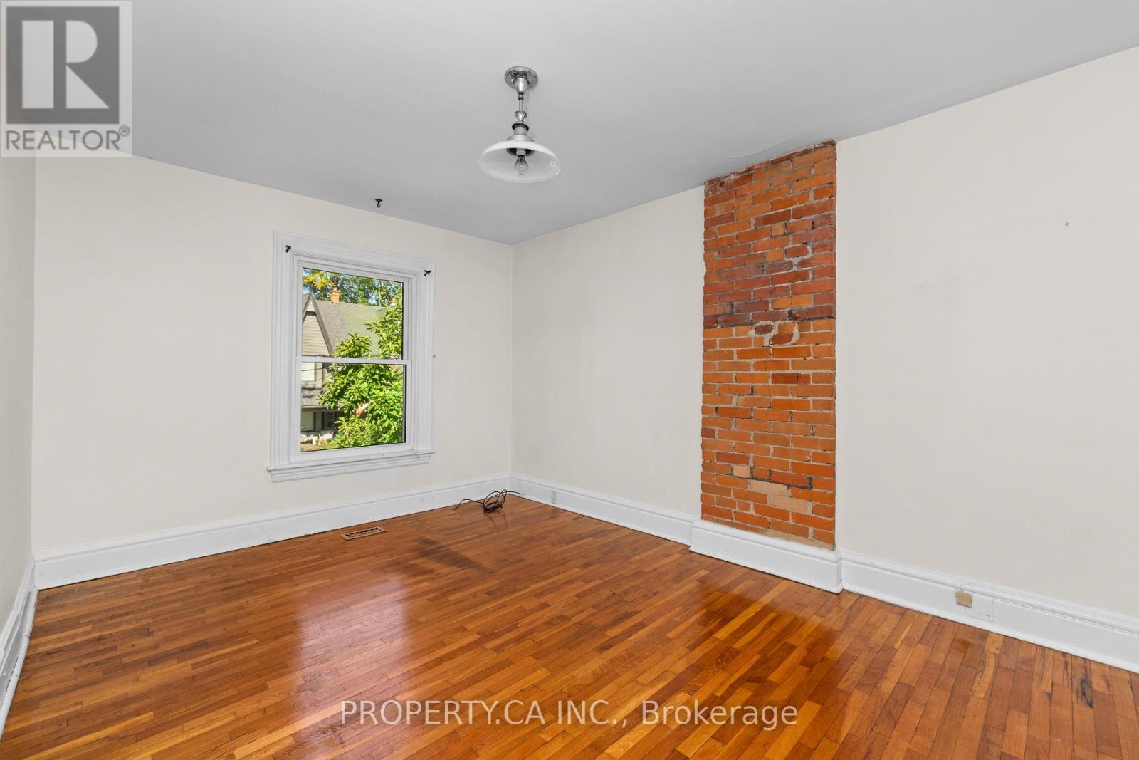 131 PEARSON AVENUE - 16