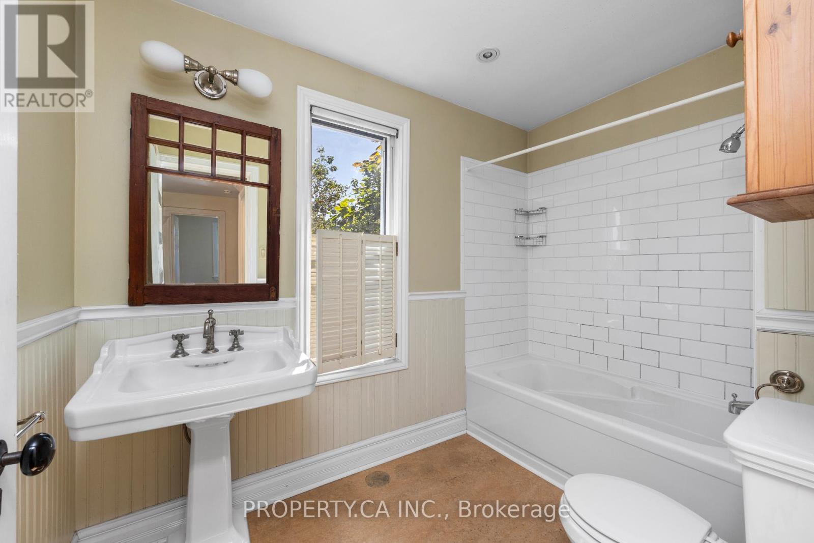 131 PEARSON AVENUE - 20