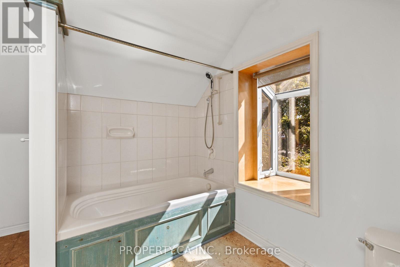 131 PEARSON AVENUE - Image 26