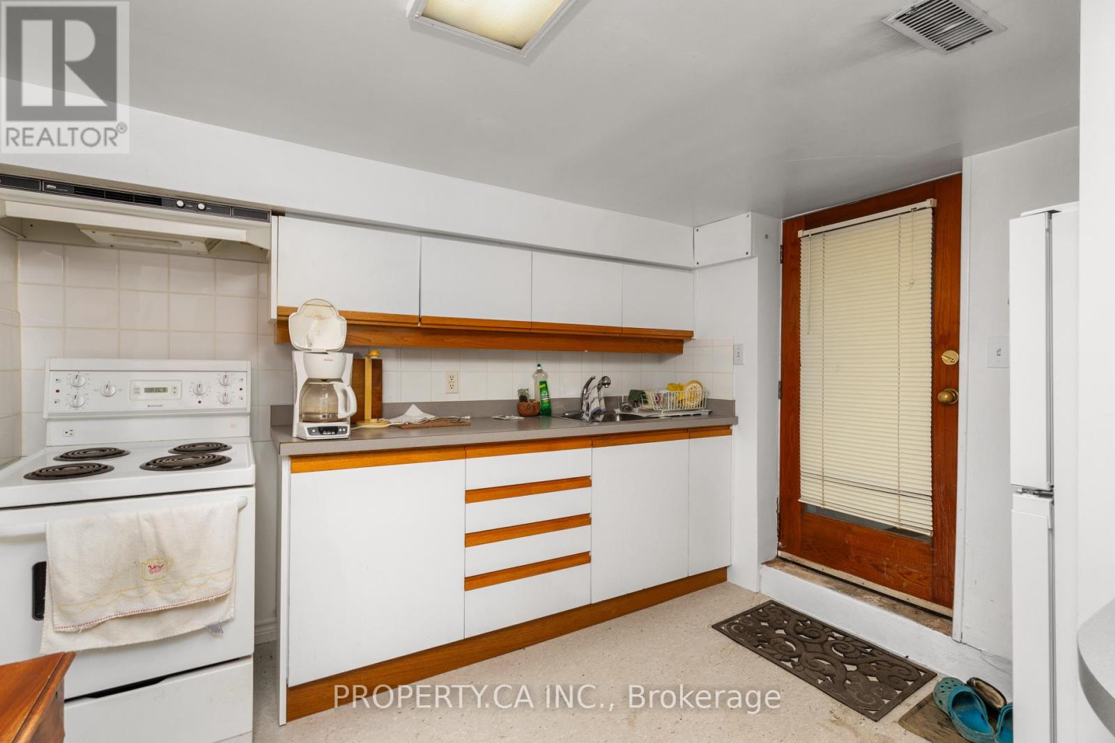 131 PEARSON AVENUE - Image 37