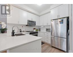 227 - 652 Cricklewood Drive, Mississauga, ON L5G0B7 Photo 8